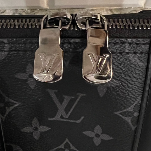 Louis Vuitton City Keepall in Monogram Eclipse canvas - Picture 4 of 10